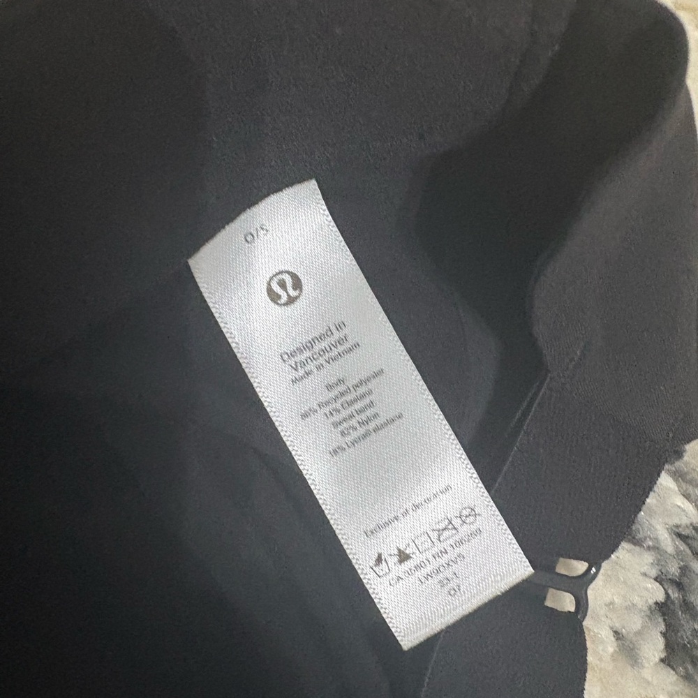 lululemon athletica Black Cap - Picture 5 of 5